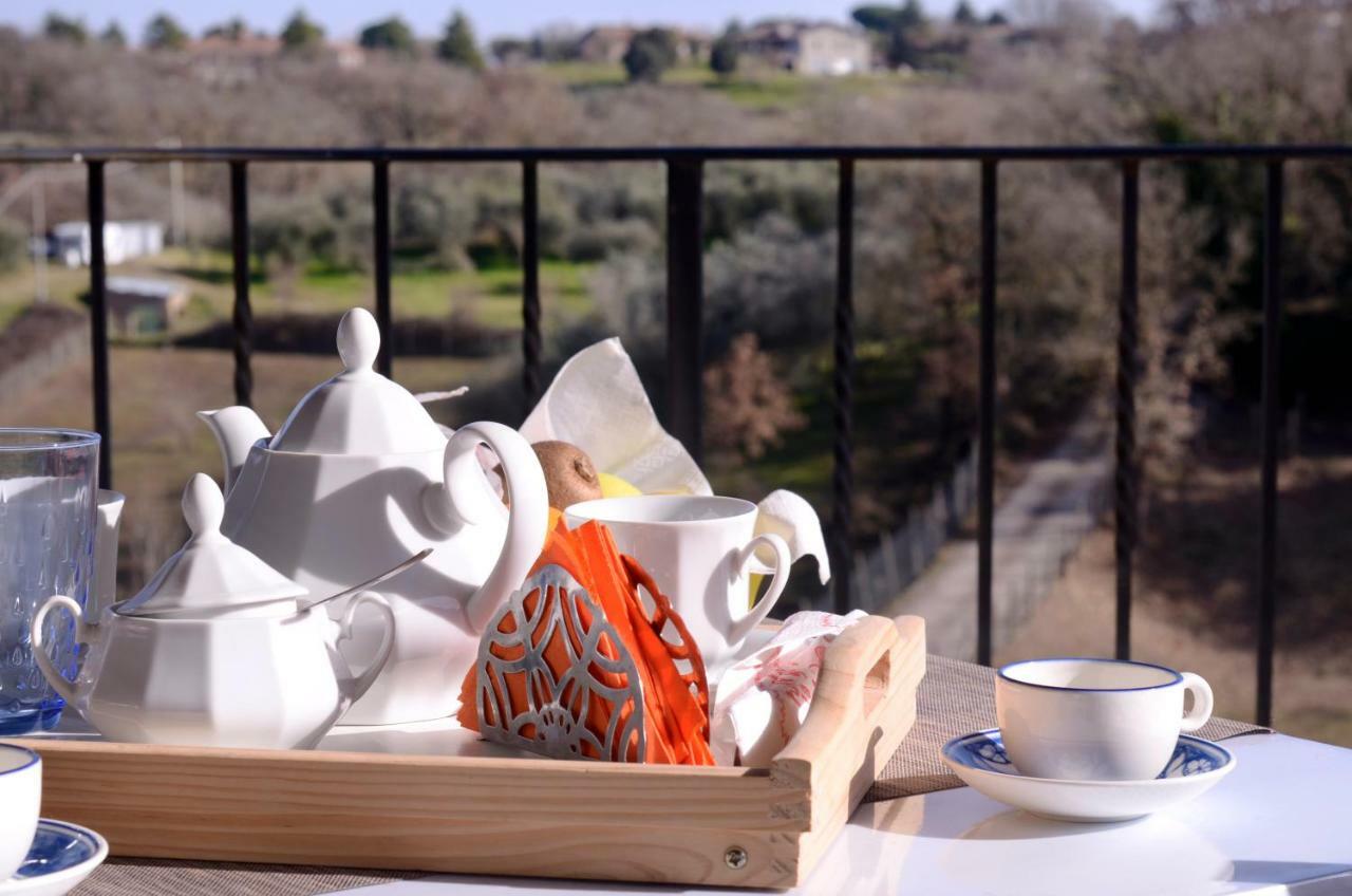 Villa Farfalla Bianca วิตอร์คิอาโน ภายนอก รูปภาพ